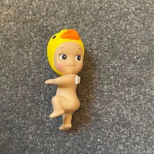 Authentic Sonny Angel Looking Back Duckling
